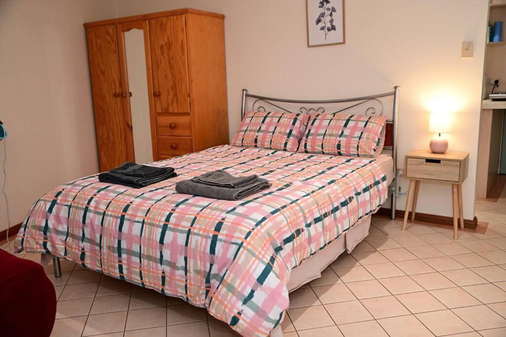 Spacious Studio In Alicesprings Queenbed+Ksairbed Alice Springs Esterno foto